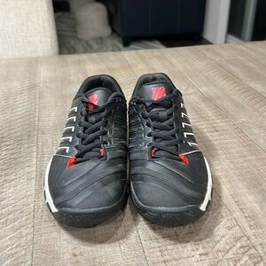 K-Swiss Bigshot Light 4 (Black/White/Poppy Red) Junior Shoes big boys size 7